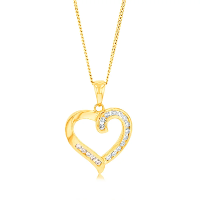 Women’s emerald necklace-Australian Diamond 9ct Yellow Gold 1/4 Carat Diamond Heart Pendant