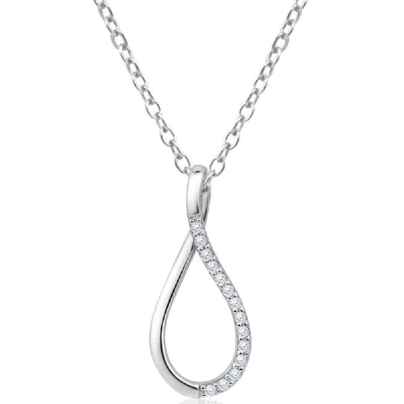 Women’s silver heart necklace-9ct Magnificent White Gold Diamond Pendant