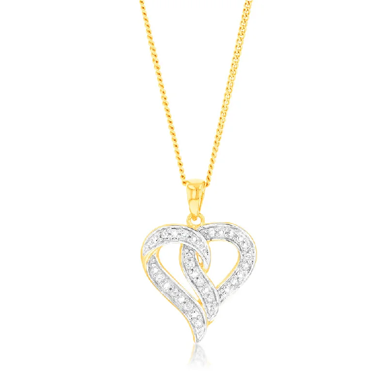 Women’s boho necklace-9ct Yellow Gold Heart Shaped Pendant in 14 Diamonds