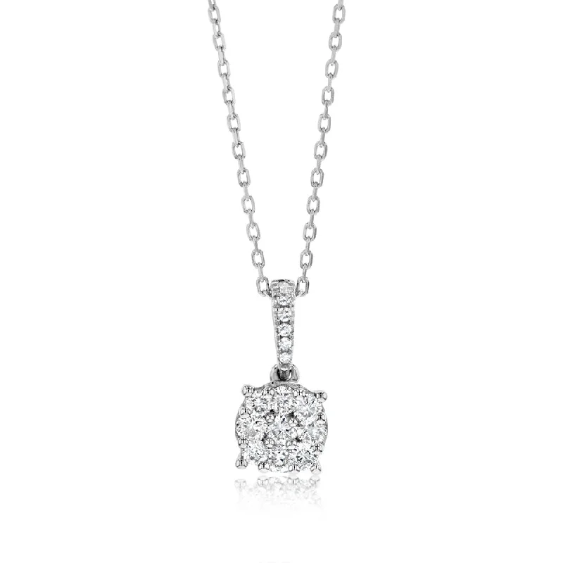 Women’s chunky gold necklace-9ct White Gold 1/4 Carat Diamond Pendant On 40cm Chain