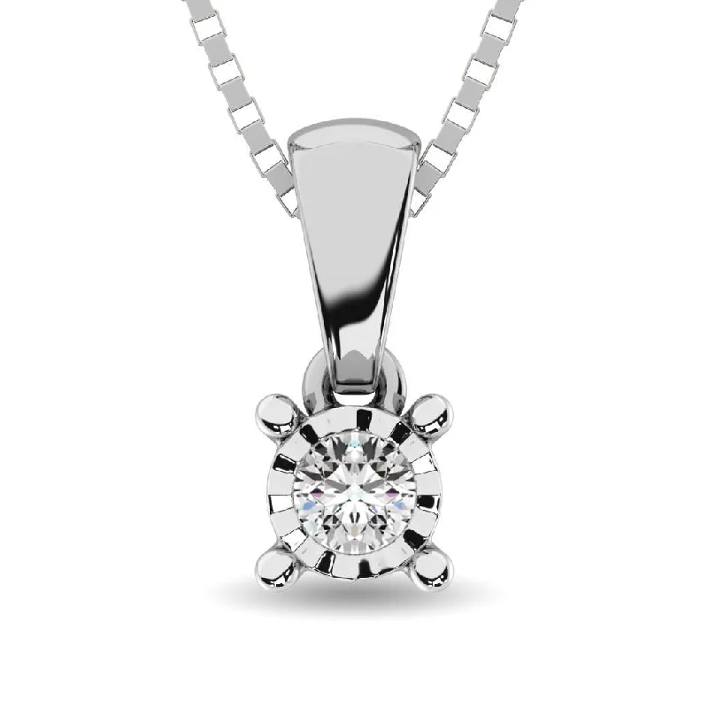 Women’s silver heart necklace-10K White Gold 1/6 Ct.Tw.Diamond Solitaire Pendant