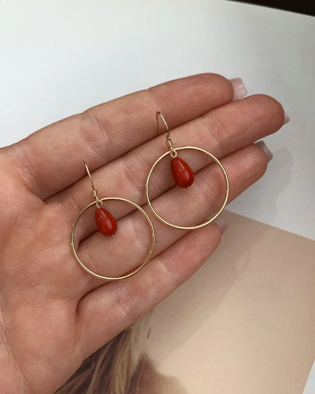 Women’s rose gold earrings-Red Shell Pearl Centre Earrings