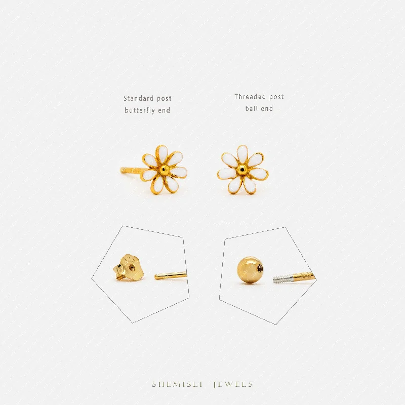 Women’s timeless earrings-Super Tiny Daisy Flower Stud Earrings, Gold, Silver SHEMISLI SS372 Butterfly End, SS762 Screw Ball End (Type A)