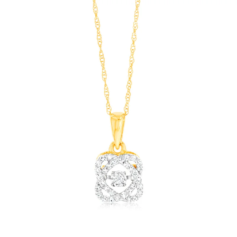 Women’s bold necklace-9ct Yellow Gold Luminesce Lab Grown Diamond Pendant