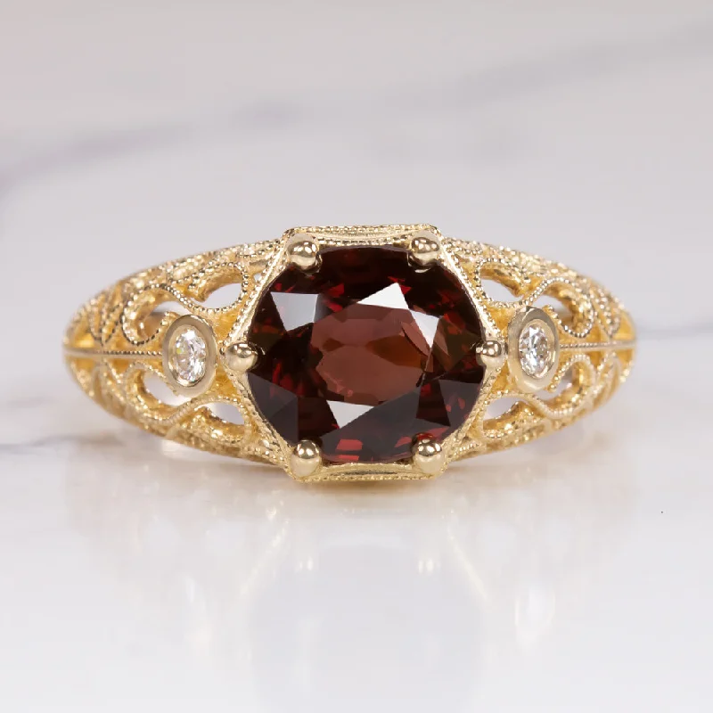 Women’s princess cut engagement ring-RED SPINEL DIAMOND COCKTAIL RING VINTAGE STYLE YELLOW GOLD FILIGREE ROUND CUT