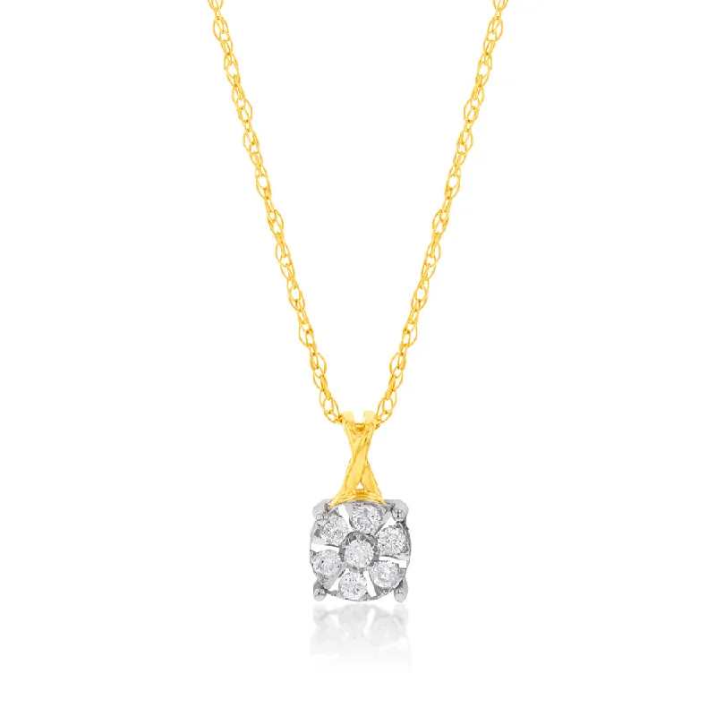 Women’s anniversary necklace-9ct Yellow Gold Diamond Pendant with 7 Brilliant Diamonds on 9ct Chain