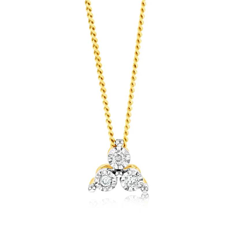 Women’s gold choker necklace-9ct Yellow Gold 0.05 Carat Diamond Pendant with 3 Diamonds