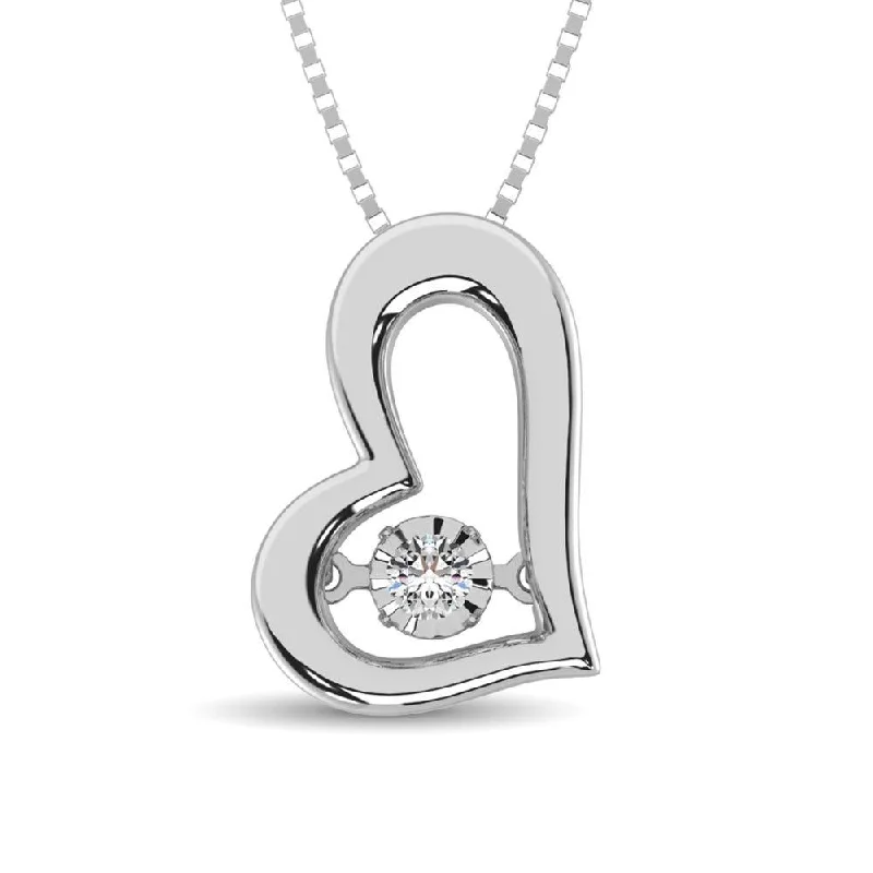 Women’s vintage-inspired necklace-Sterling Silver 1/20 Ct.Tw.Moving Diamond Heart Pendant