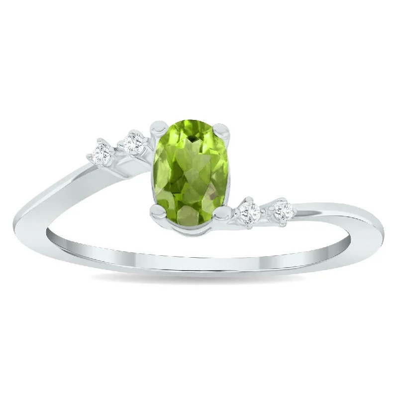 Women’s unique diamond ring-Women's Peridot and Diamond Tierra Ring in 10K White Gold