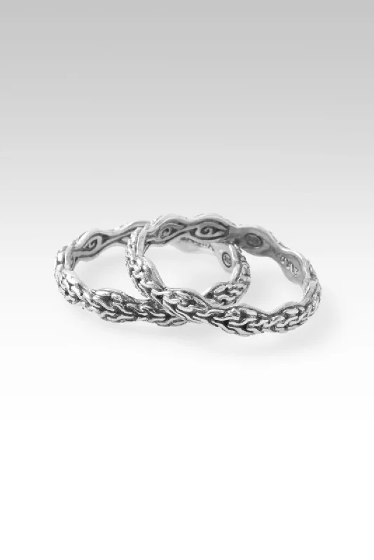 Women’s twisted ring-Poised Ring Set of 2™ in Chainlink