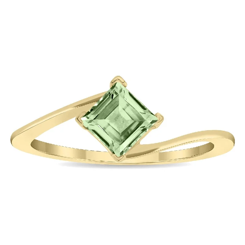 Women’s black gold ring-Women's Solitaire Square Shaped Green Amethyst Wave Ring in 10K Yellow Gold