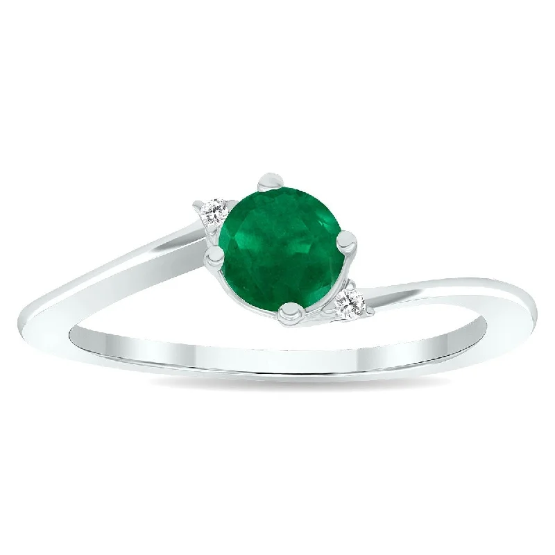 Women’s adjustable gemstone ring-Women's Emerald and Diamond Wave Ring in 10K White Gold