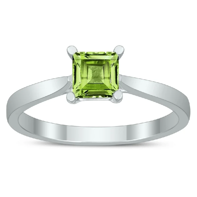 Women’s classic solitaire ring-Square Princess Cut 5MM Peridot Solitaire Ring in 10K White Gold