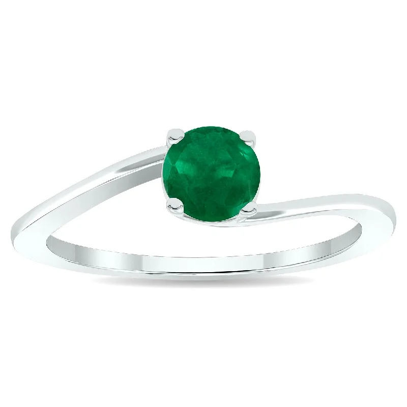 Women’s sterling silver ring-Women's Solitaire Emerald Wave Ring in 10K White Gold