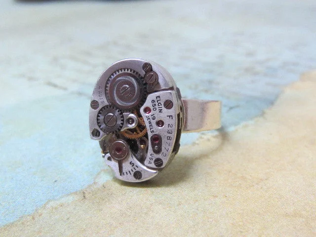 Women’s modern ring-Steampunk Jewerly - Back in time - Steampunk Ring