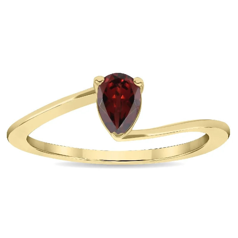 Women’s diamond ring-Women's Solitaire Pear Shaped Garnet Wave Ring in 10K Yellow Gold