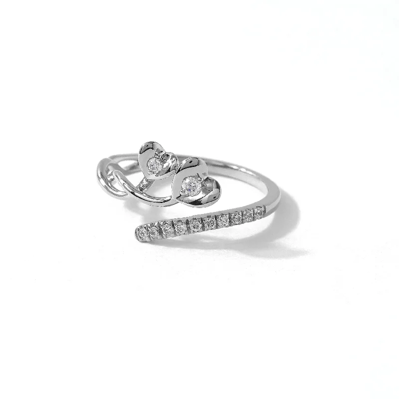 Women’s eternity ring-De Couer 10k White Gold 1/6ct TDW Diamond Heart Promise Ring